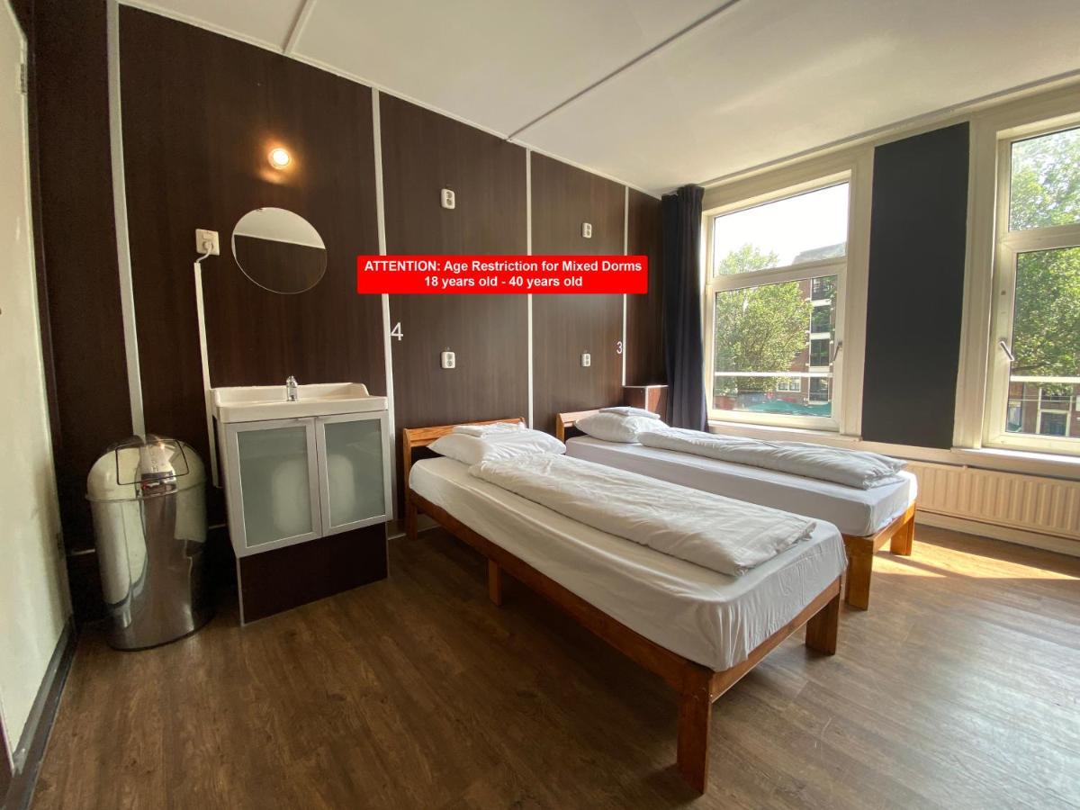 Quadruple Room Private Bathroom